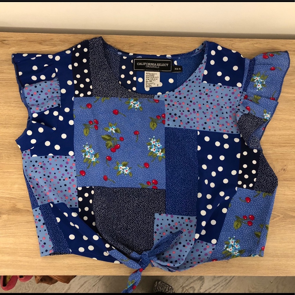 American Apparel - Blue Crop Top w/ Tie